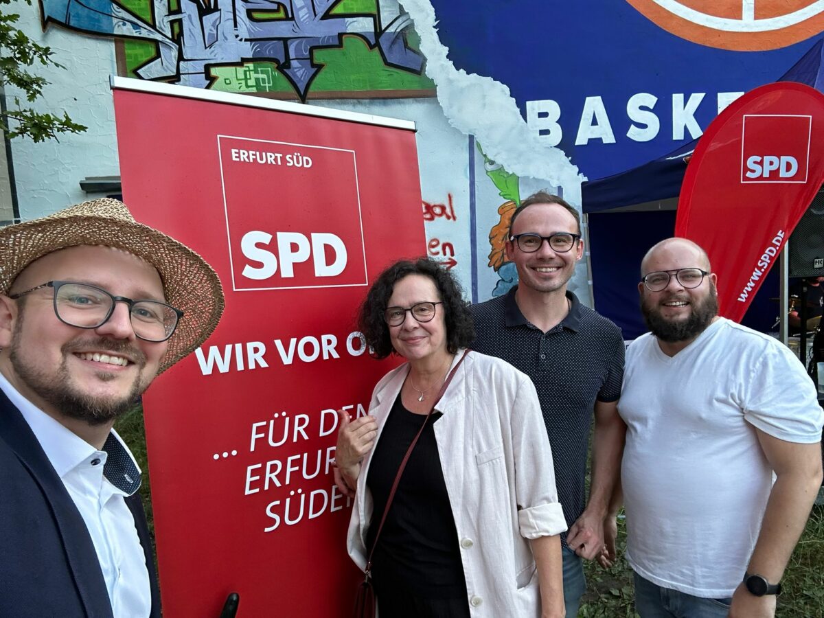Der Vorstand des Ortsvereins Erfurt Süd: Daniel Mroß, Irina Mohr, Robert Büssow, Arne Ott (v.l.)