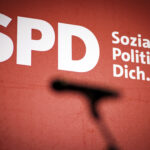 SPD Logo mit Mikrofon